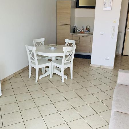 Alloggio Vista Mare - Parcheggio Gratis ปีเนโต ภายนอก รูปภาพ